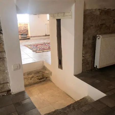 Apartment Transylvanian Hobbit House Cluj-Napoca